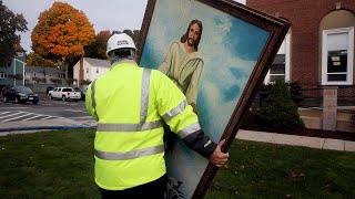 Jesus Painting Survives Fire That Destroyed Massachusetts Church [upl. by Box885]