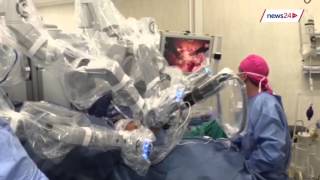 WATCH Doctor performs surgery using Da Vinci Robot [upl. by Spanjian]