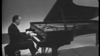 Michelangeli plays Scarlatti  Sonata in B minor [upl. by Acirederf]