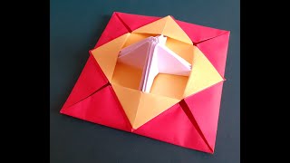 Origami TOUPIE [upl. by Ahteres928]