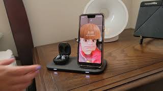 Mophie Wireless Charging Stand  Unboxing and Review [upl. by Volney]