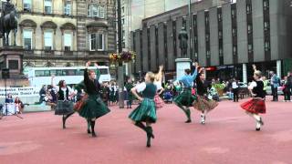 Scottish folk dance Strathspey amp Tulloch [upl. by Isyak]