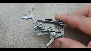 trigger mechanism How a gun deringer works [upl. by Hsirehc]