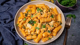 Rigatoni Fiorentina Creamy Chicken Florentine Pasta [upl. by Borchert]