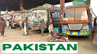 Faisalabad Pakistan Walking Tour BUSY LOCAL BUSS STATION [upl. by Reppep]