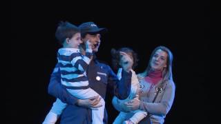 12  GORDILLO  quotFinal del showquot  GORDISHOW Teatro Opera 2016 [upl. by Anippesuig]