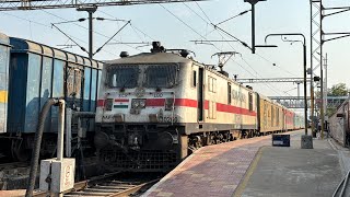 22888  SMVT Bengaluru  Howrah Humsafar Express SMVB  HWH With LGD WAP7 [upl. by Nosyla]