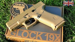 UMAREX GLOCK 19X  Full Review amp Range Test [upl. by Jessika]