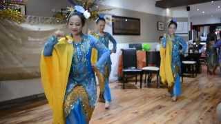 Malay Dance  Joget Berhibur [upl. by Gibson]