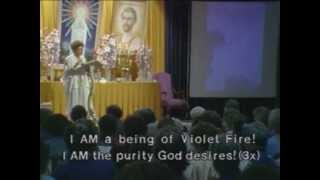 Violet Flame Chakra Meditation with Elizabeth Clare Prophet [upl. by Tharp]