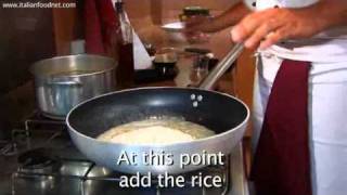 How to Make Risotto Milanese the Italian Way [upl. by Tansy]