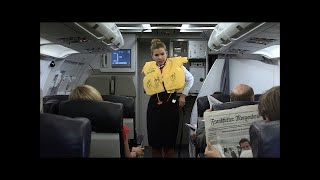 Stewardess mit Durchsetzungsvermögen  Ladykracher [upl. by Naitsirt]