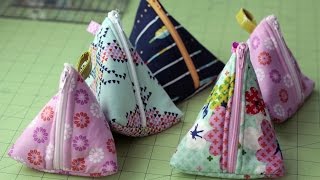 DIY Triangle Zipper Pouch Tutorial [upl. by Issi]