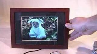 How to Use a Digital Picture Frame [upl. by Bonny]